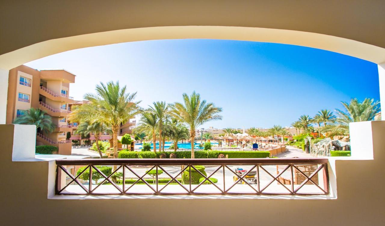 Seagull Beach Resort - Families And Couples Only Hurghada Exterior photo